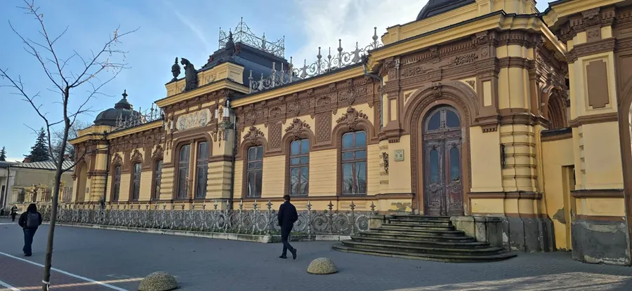 Classical architecture in Chișinău